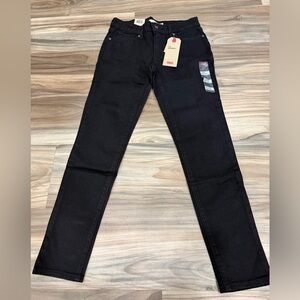 Levi's Women’s Jet Black Skinny Jeans